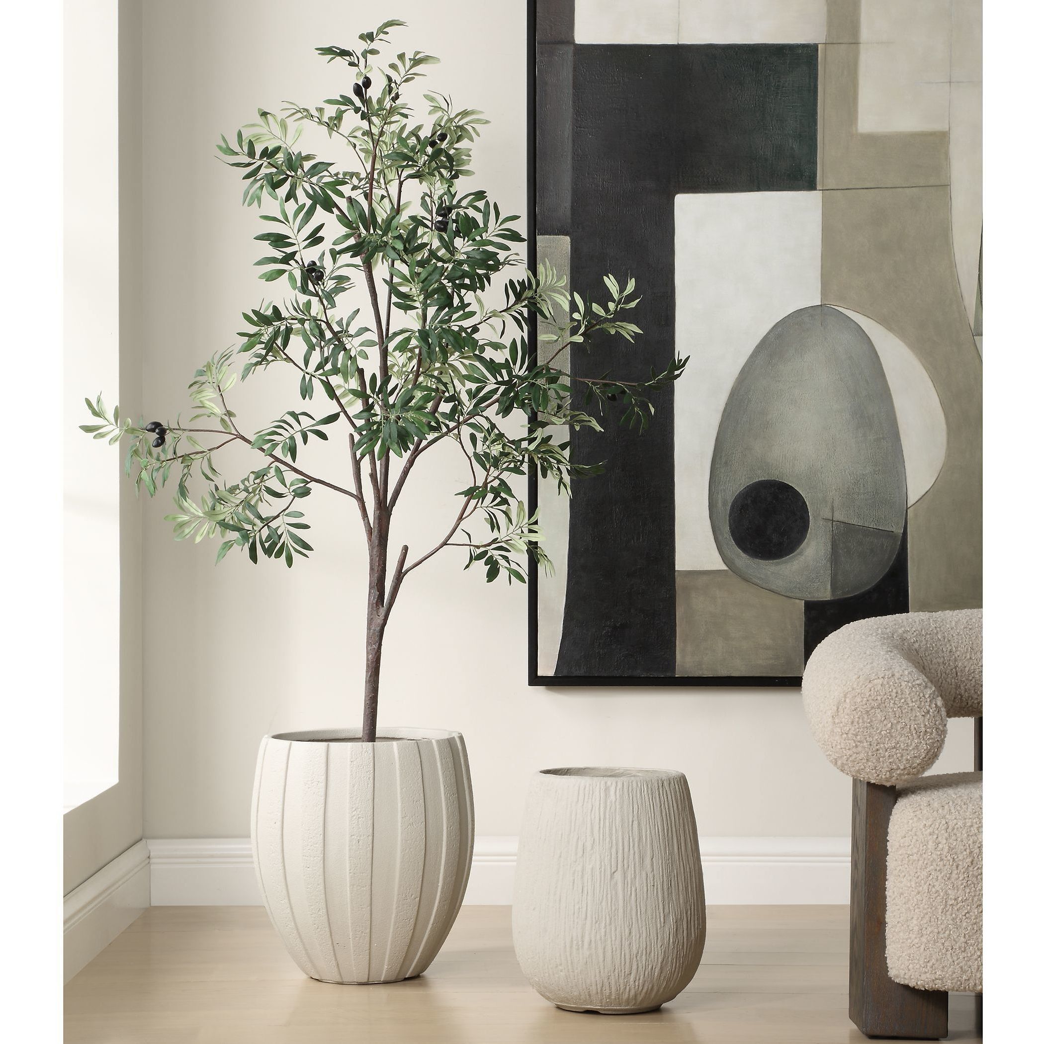 Rustic Ridge Off-White Outdoor Planter